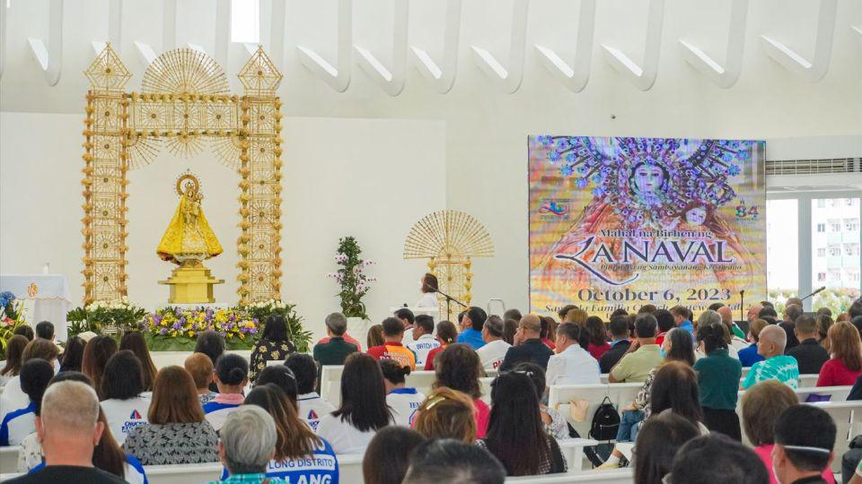 Araneta City welcomes canonical image of La Naval de Manila at Sagrada Familia Church
