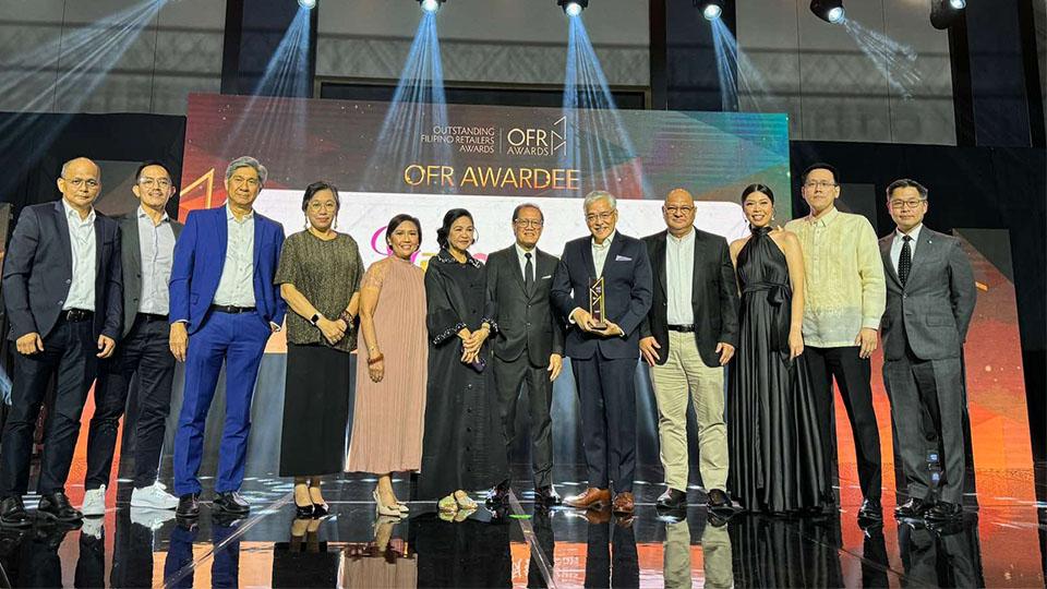 Gateway Mall 2 wins Mall Innovation Award at 2024 Outstanding Filipino Retailers Awards